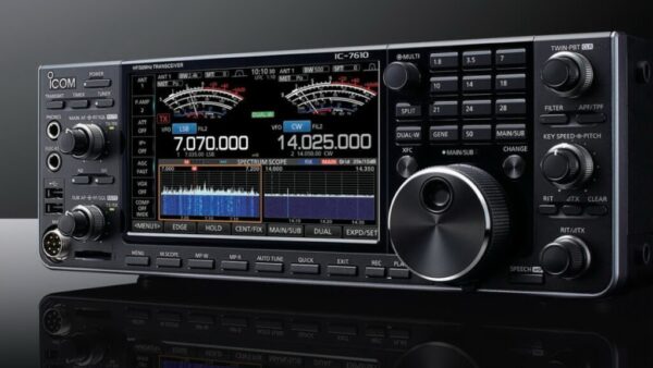 Icom IC-7610 Vorderseite front